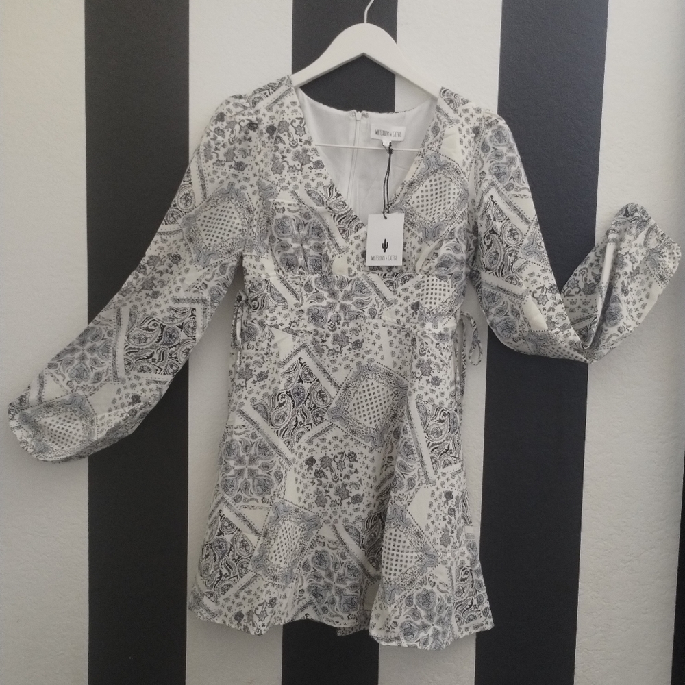 Lightweight, Long Sleeve Midi Dress NEW WITH TAGS